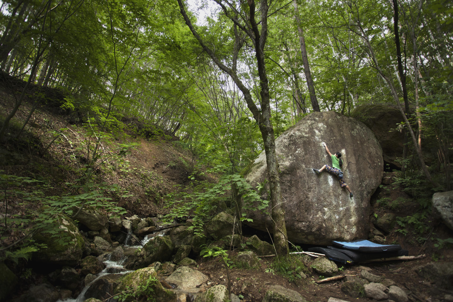 Outdoor Japan Traveler Issue Mizugaki S Precious Stones Rock Climbing In Japan